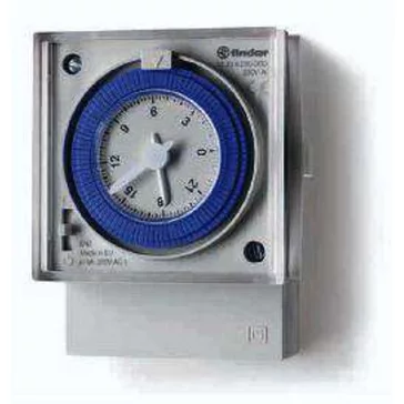   Finder Mechanikus kapcsolóóra, 1 váltóérintkező, napi program, 230 V