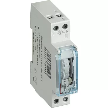Legrand MicroRex T11 mechanikus kapcsolóóra, napi, működési tartalékkal, függőleges előlappal, 