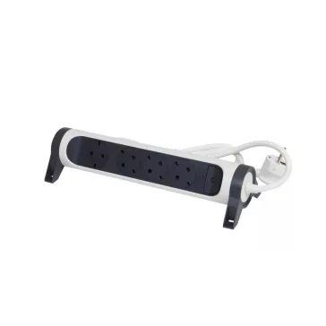   Legrand Elosztósor Premium 4x2P+F forgatható, 1,5 m vezetékkel, fehér/fekete, 694529