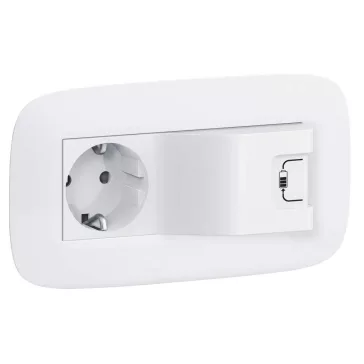   Legrand 2P+F + USB kombinált csatlakozóaljzat, Valena Life,  fehér, 753135