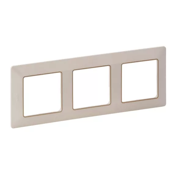 Legrand Valena Life hármas keret elefántcsont–arany, 754063 Legrand Valena Life hármas keret elefántcsont–arany, 754063