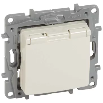   Legrand Niloé 2P+F aljzat csapófedeles körömmel bézs gyermekvédelemmel, 764632