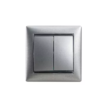 Legrand Valena csillárkapcsoló alumínium, 770105
