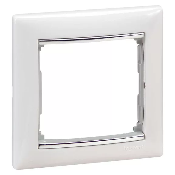 Legrand Valena Fehér / Ezüst, 1-es keret, 770491 Legrand Valena Fehér / Ezüst, 1-es keret, 770491