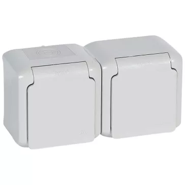 Legrand Forix IP44 falon kívüli 2x2P+F földelt csatlakozóaljzat, 16A, csapófedéllel, biztonsági