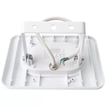 Tracon LED reflektor fehér 50W 3750lm 4000K IP65, RSMDLF50