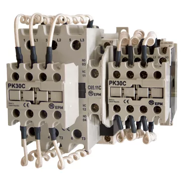   Tracon mágneskapcsoló 690V, 50Hz, 17A, 12, 5kVAr, 400V AC, 3×NO+1×NO, TR1C1701B
